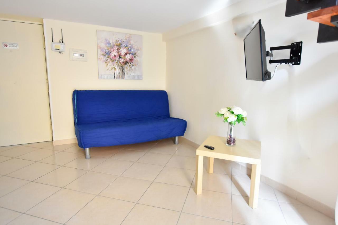 Beb Maryposa Appartment Nápoly Kültér fotó
